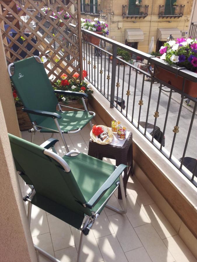 Marconi E Garibaldi 76 Apartment Castellammare del Golfo Exteriör bild