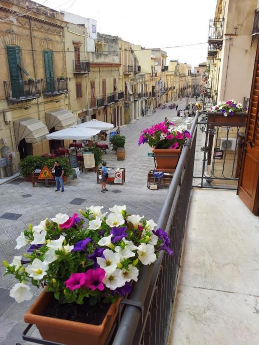 Marconi E Garibaldi 76 Apartment Castellammare del Golfo Exteriör bild