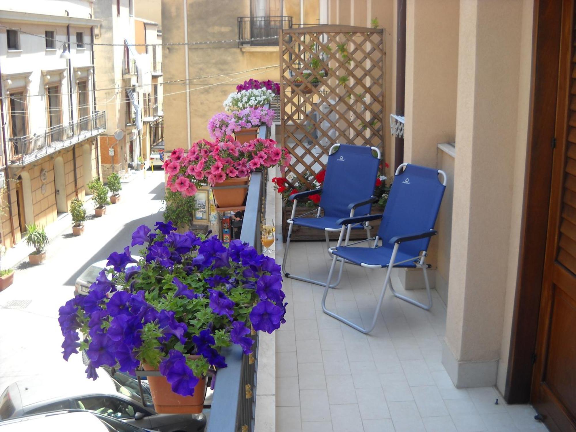 Marconi E Garibaldi 76 Apartment Castellammare del Golfo Exteriör bild